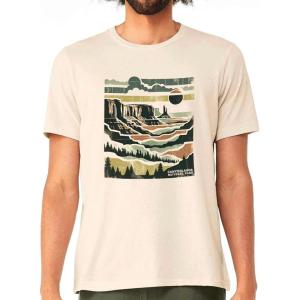 Black Lantern National Park T-Shirt – Men’s Graphic Tee | Handmade Outdoor Nature Shirt | Casual Fit (S–XXL)(Canyonlands)
